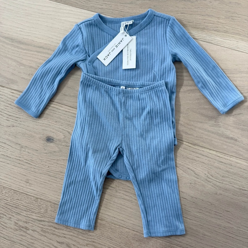 NWT Janie and Jack 2-piece set, 6-12 Month